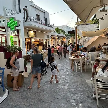 Lägenhet παραδοσιακό ειρήνη