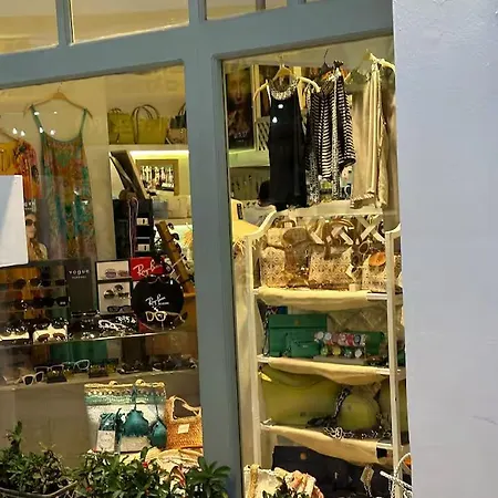 Lägenhet παραδοσιακό ειρήνη