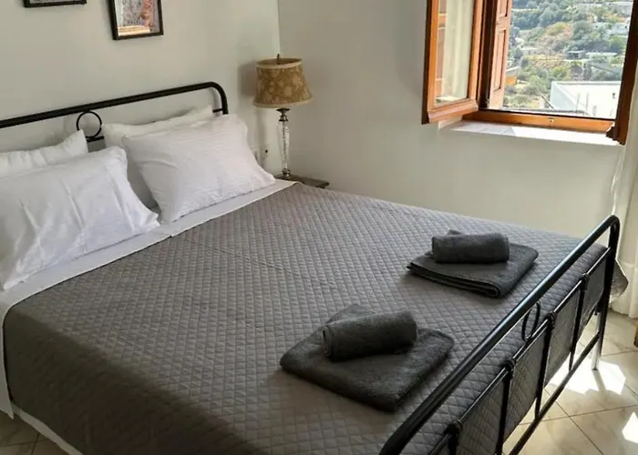 παραδοσιακό ειρήνη Daire İskiri